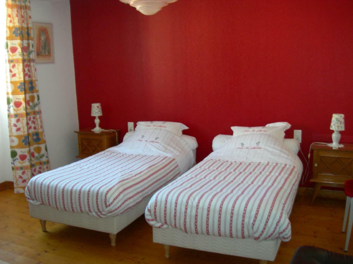 Sous La Glycine Bed & Breakfast Miélan Екстериор снимка