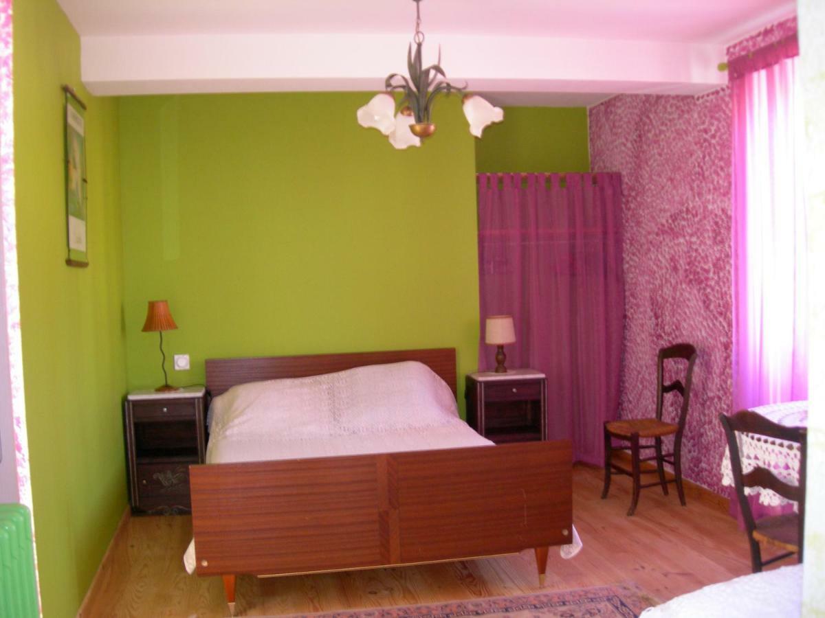 Sous La Glycine Bed & Breakfast Miélan Екстериор снимка