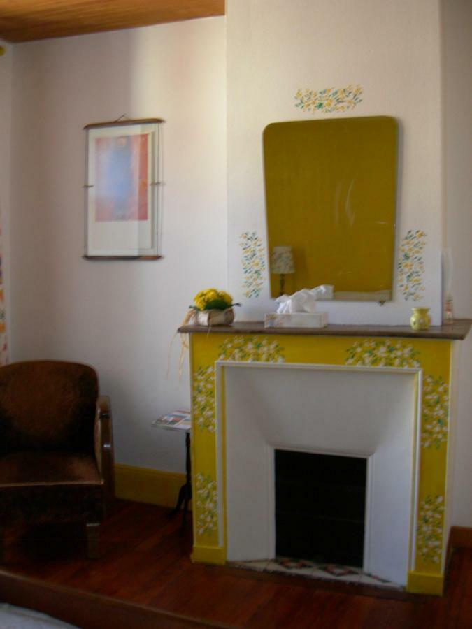 Sous La Glycine Bed & Breakfast Miélan Екстериор снимка