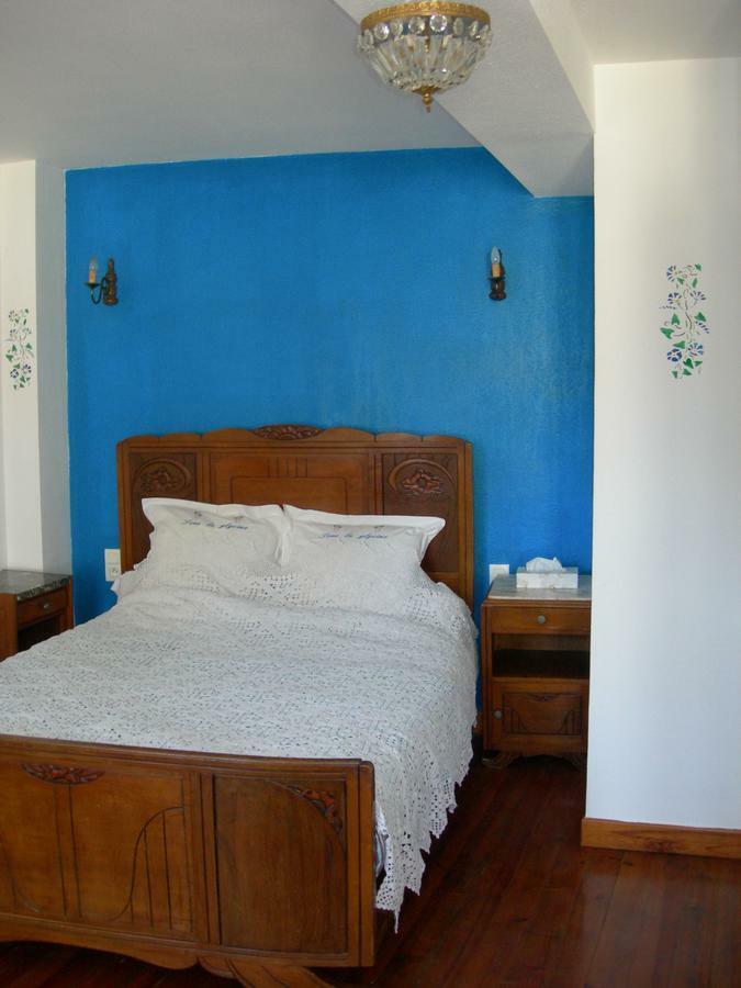 Sous La Glycine Bed & Breakfast Miélan Екстериор снимка