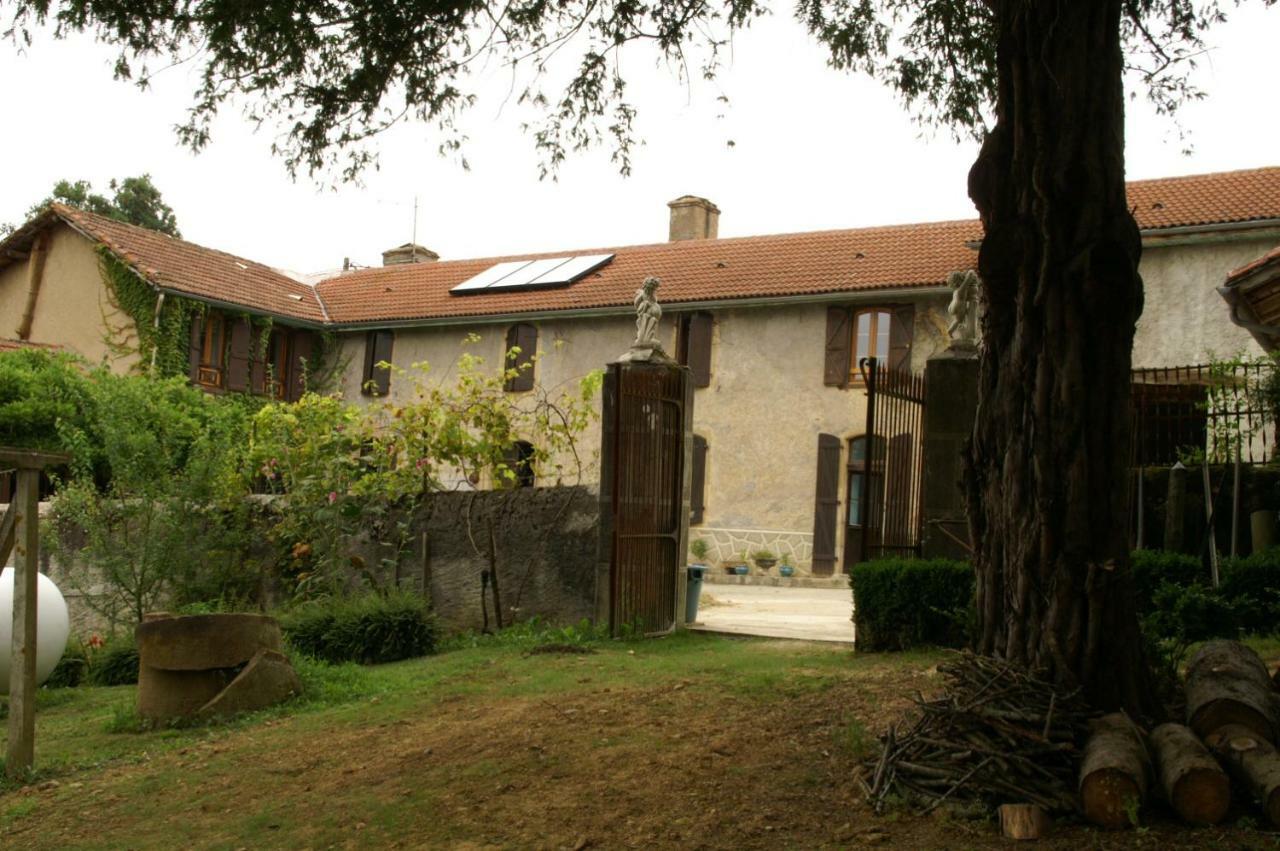 Sous La Glycine Bed & Breakfast Miélan Екстериор снимка